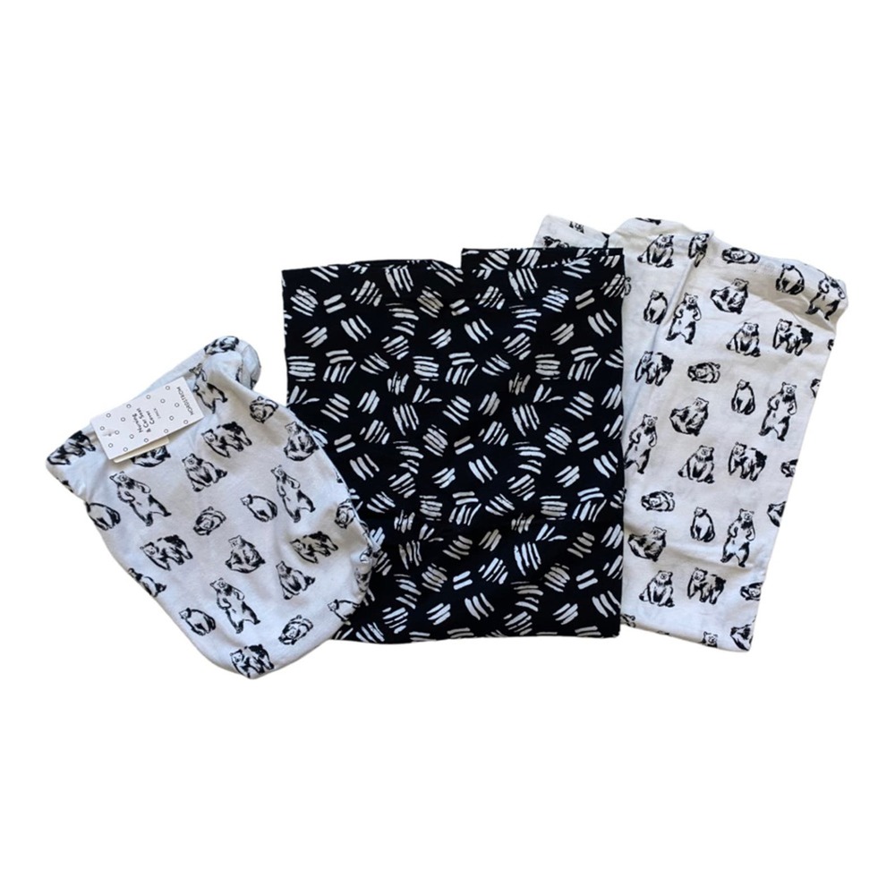 NWT NORDSTROM Assorted 2-Pack Car Seat & Nursing Covers. One size